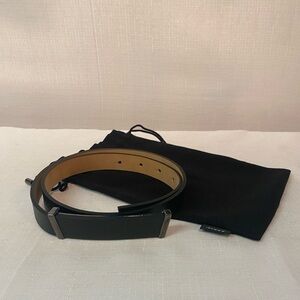 AKRIS Women's Black Leather Belt 34 Made in Switzerland